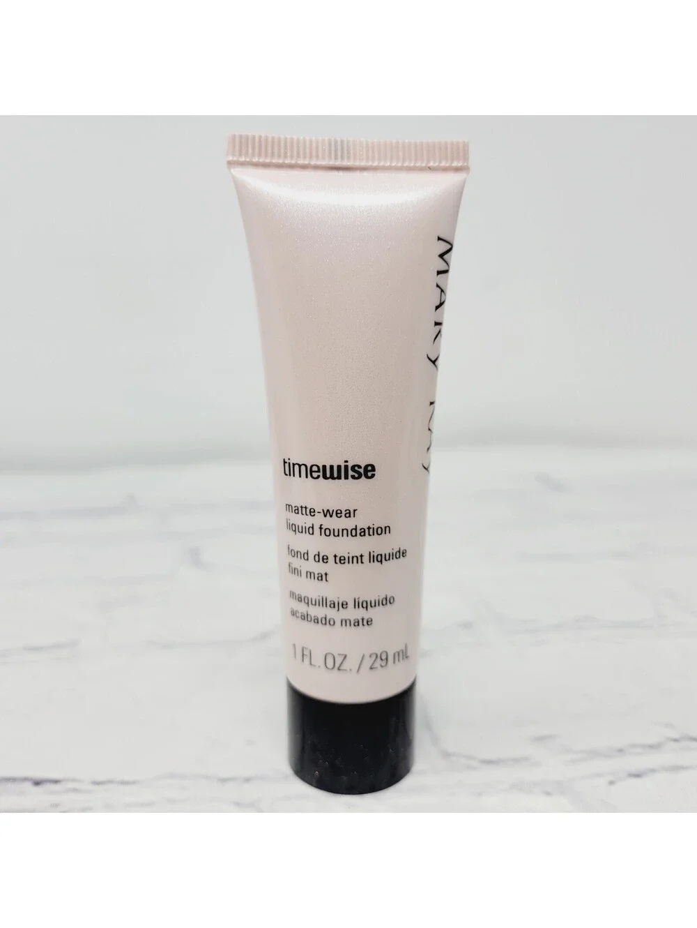 Mary Kay Timewise Matte-Wear Liquid Foundation Ivory 5
